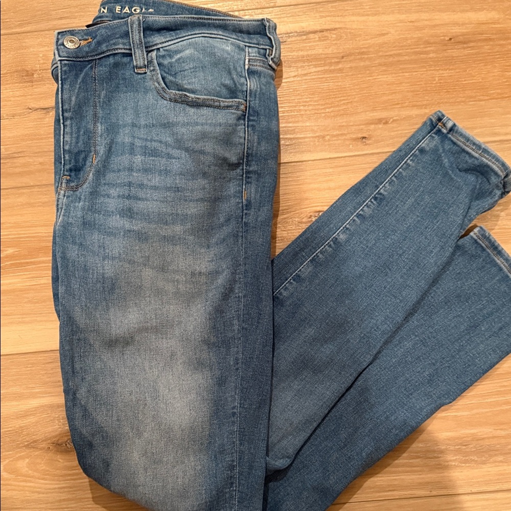 American Eagle Outfitters Light Blue Skinny Jeans